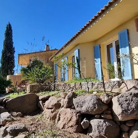 Hébergement de vacances Haut De Plein Sud Vue Mer *